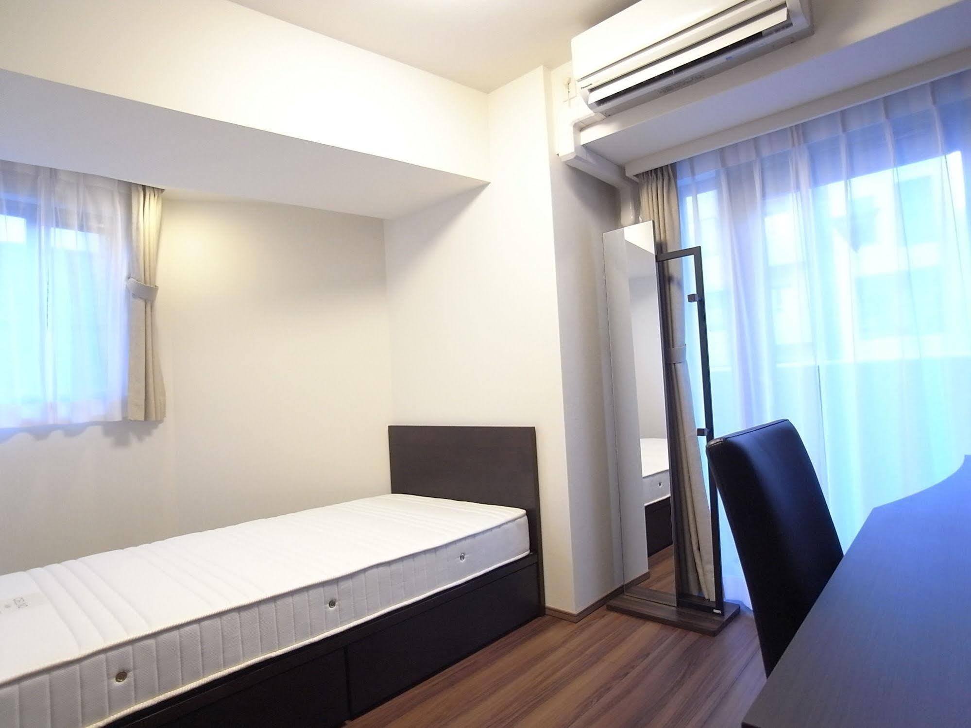 Ferienwohnung Concieria Shimbashi Crossia Präfektur Tokio Exterior foto
